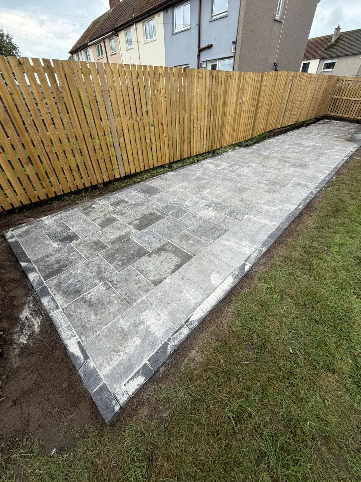Garden Fencing by Riverside Landscaping in Glasgow